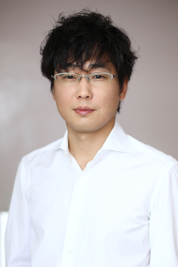 山崎樹範さん